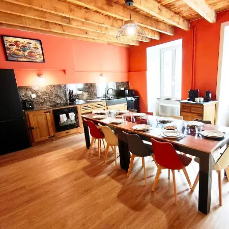 Hautes Pierres De 8 Personnes, Puy Mary, Salers, Cantal Ferienhaus